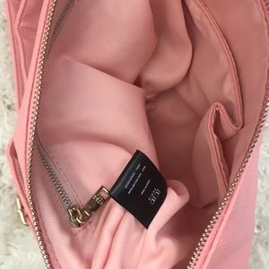 BCBG Bags - BCBG adorable purse! BCBG Bags - BCBG adorable purse!